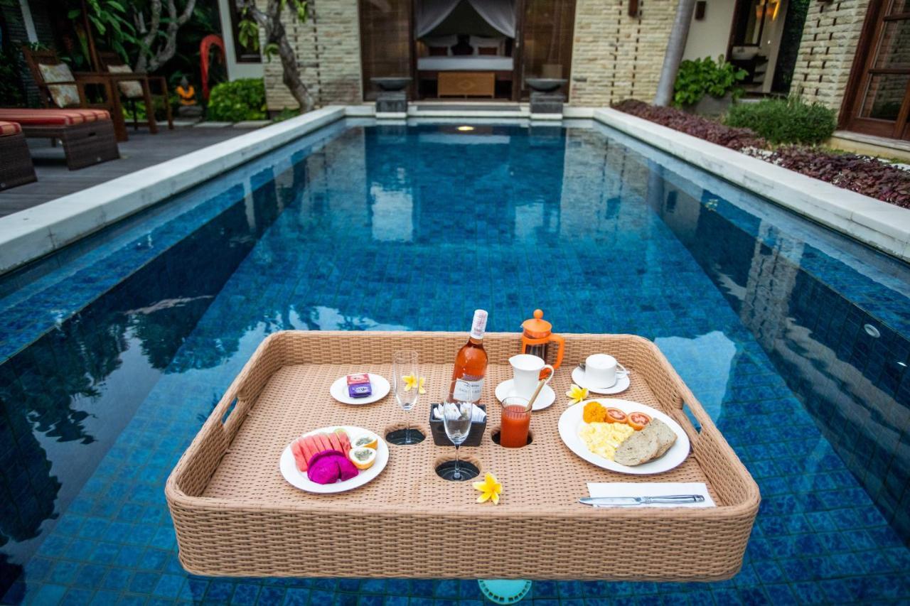 Villa Saffron Seminyak  Luaran gambar