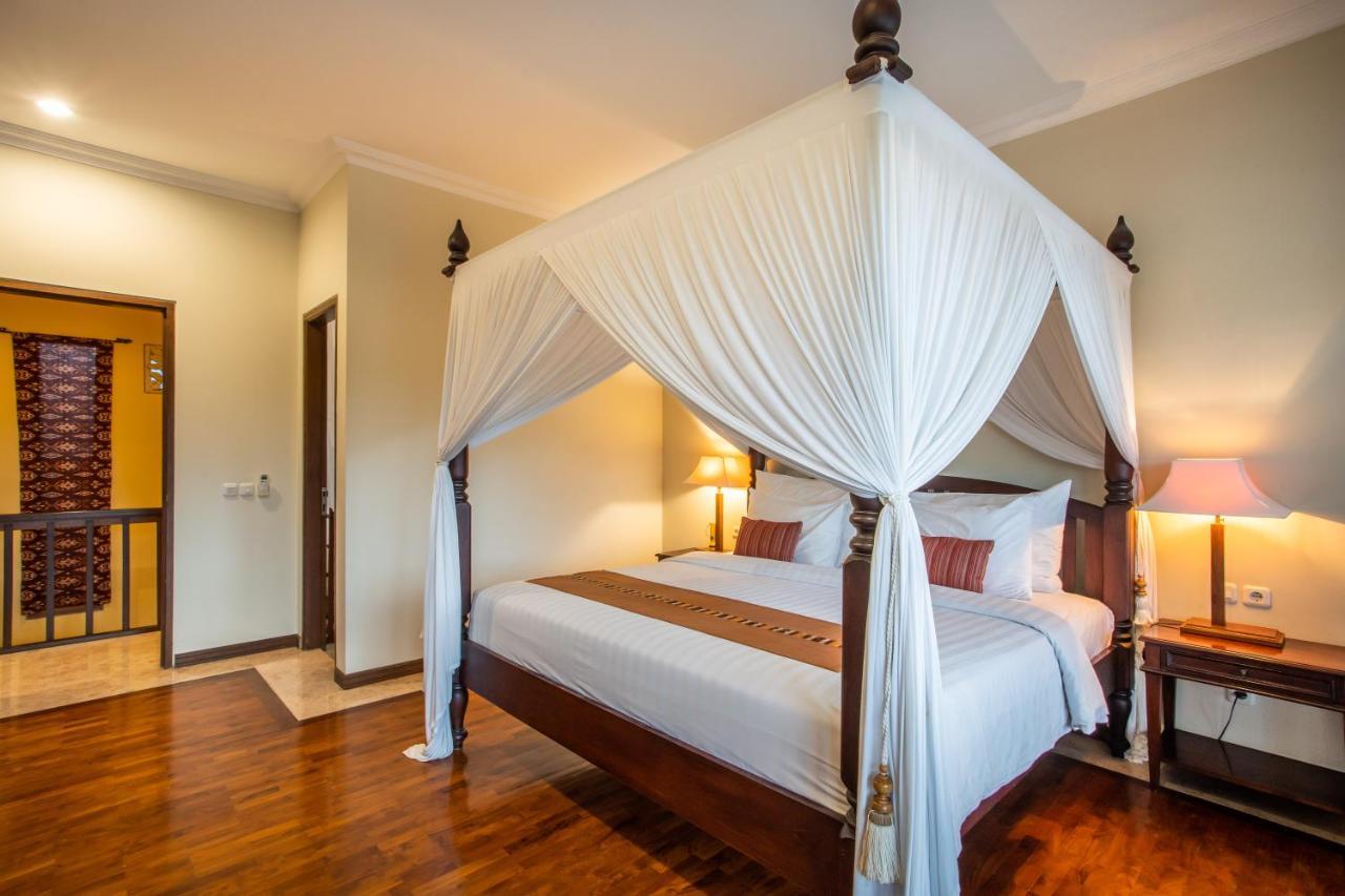 Villa Saffron Seminyak  Luaran gambar